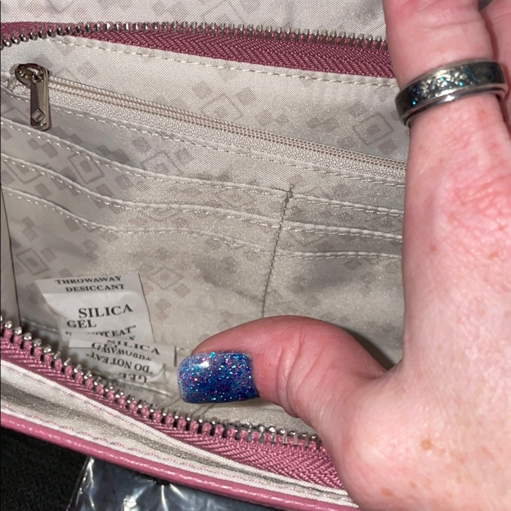 NWT THIRTY-ONE Inspired Crossbody LTD - Picture 4 of 7